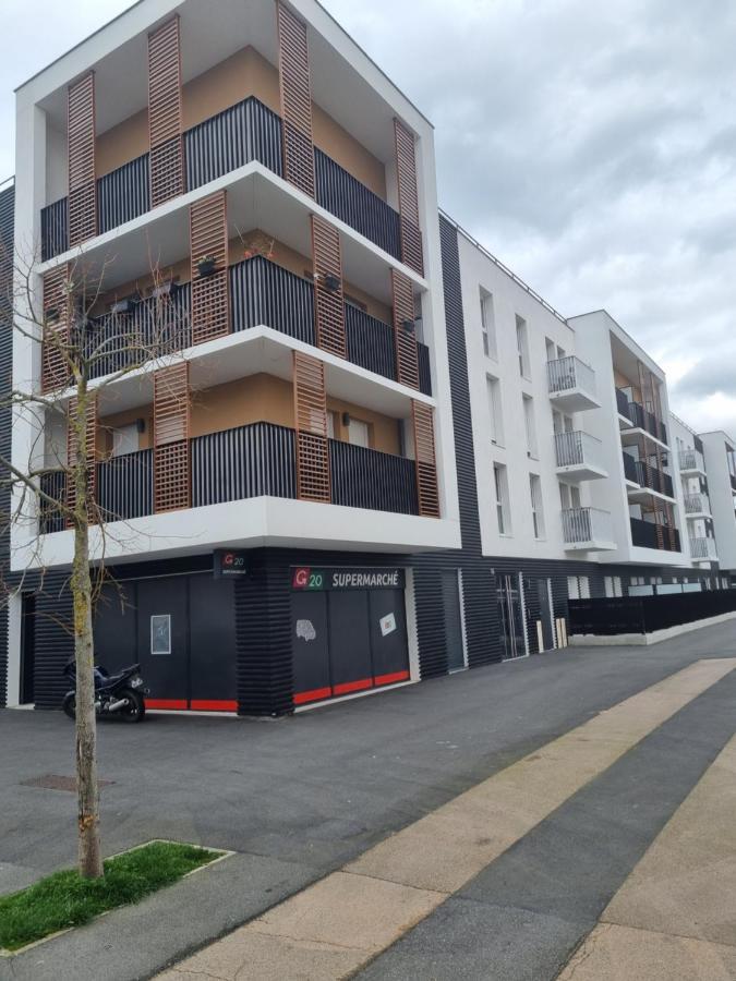 Appartement Cosy Et Equipe Meaux Exterior foto
